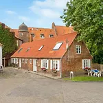 4 Bedroom Lovely In *