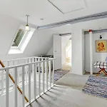 4 Bedroom Lovely In 펜션 *