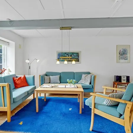 4 Bedroom Lovely In Tønder